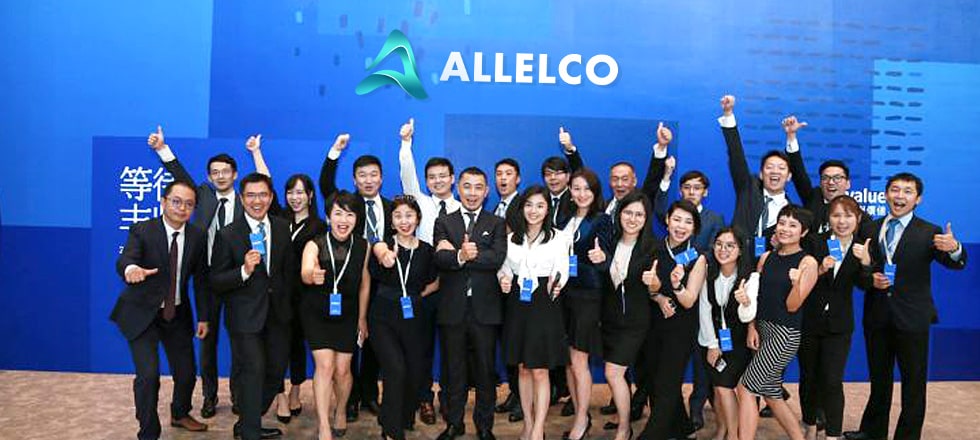 In 2021, all employees took a&nbsp;group photo at the company's annual meeting